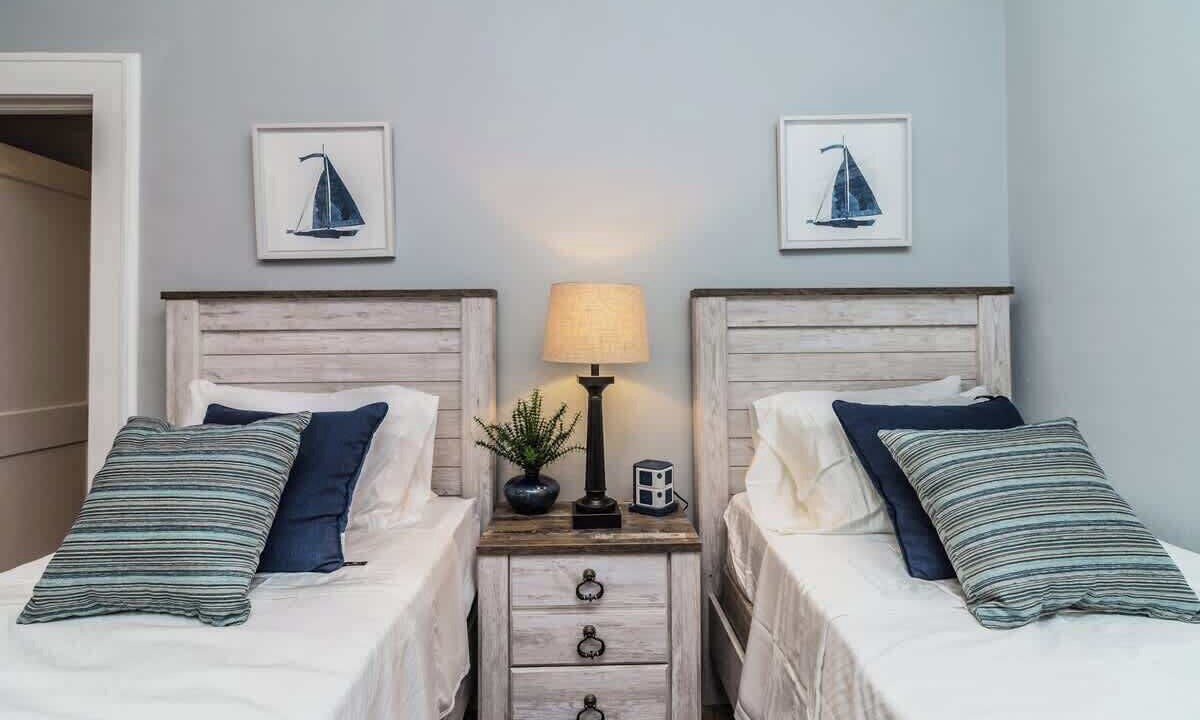 Photo of Bedroom in East Lake Morton