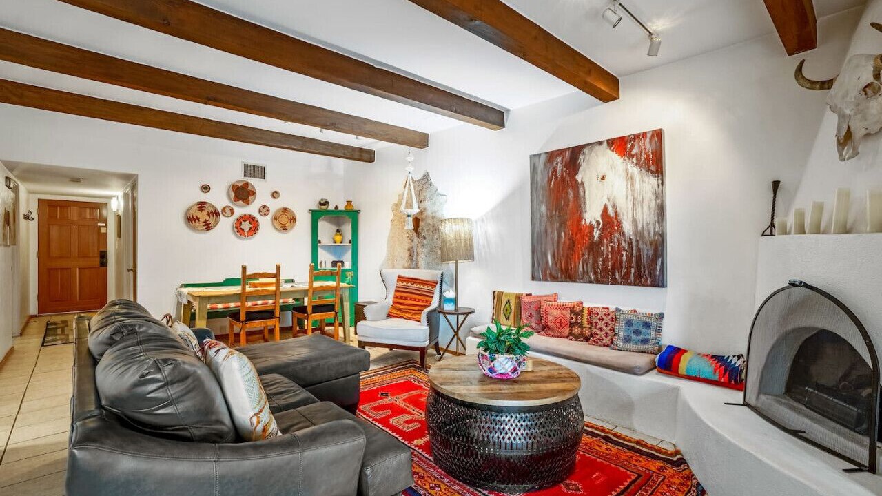 Photo of Livingroom in Santa Fe