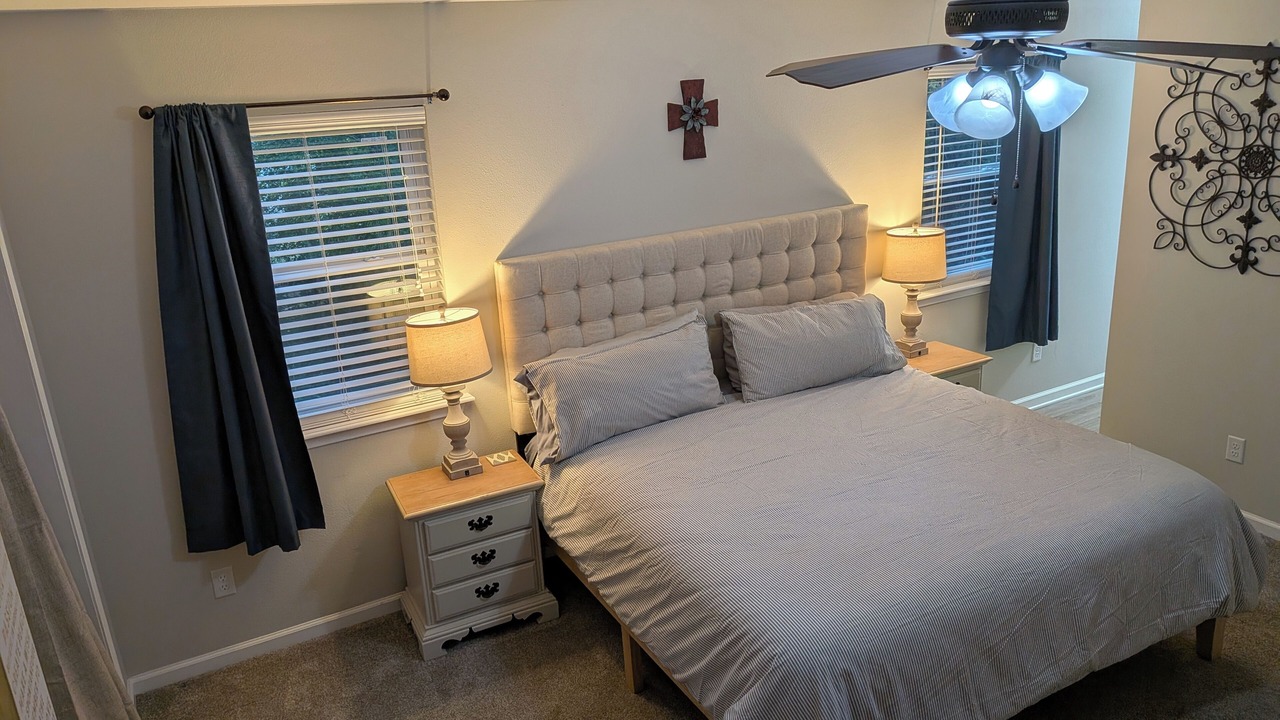 Photo of Bedroom in Bullard