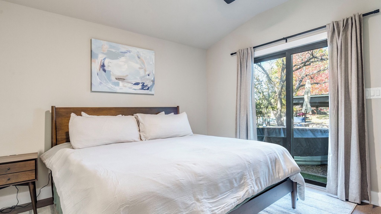 Photo of Bedroom in Granite Shoals