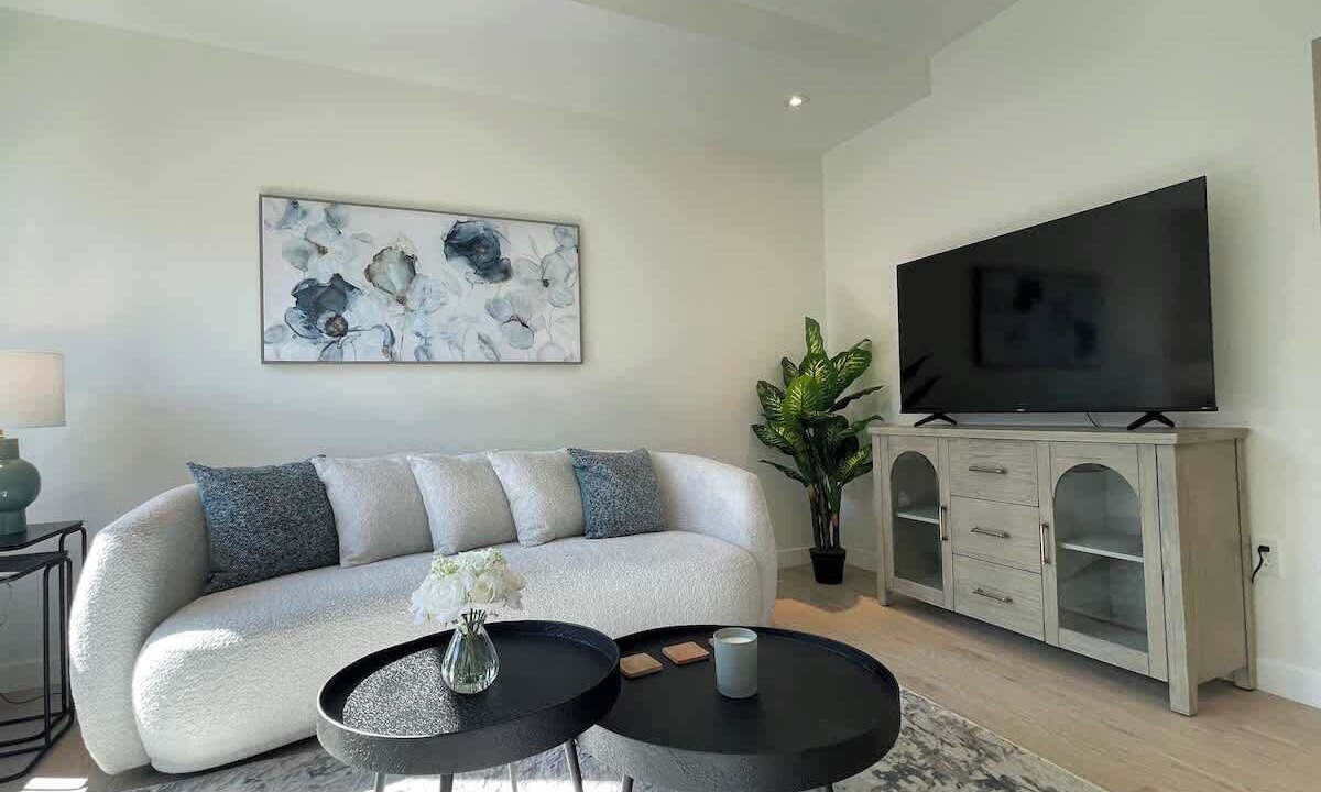 Photo of Livingroom in North End
