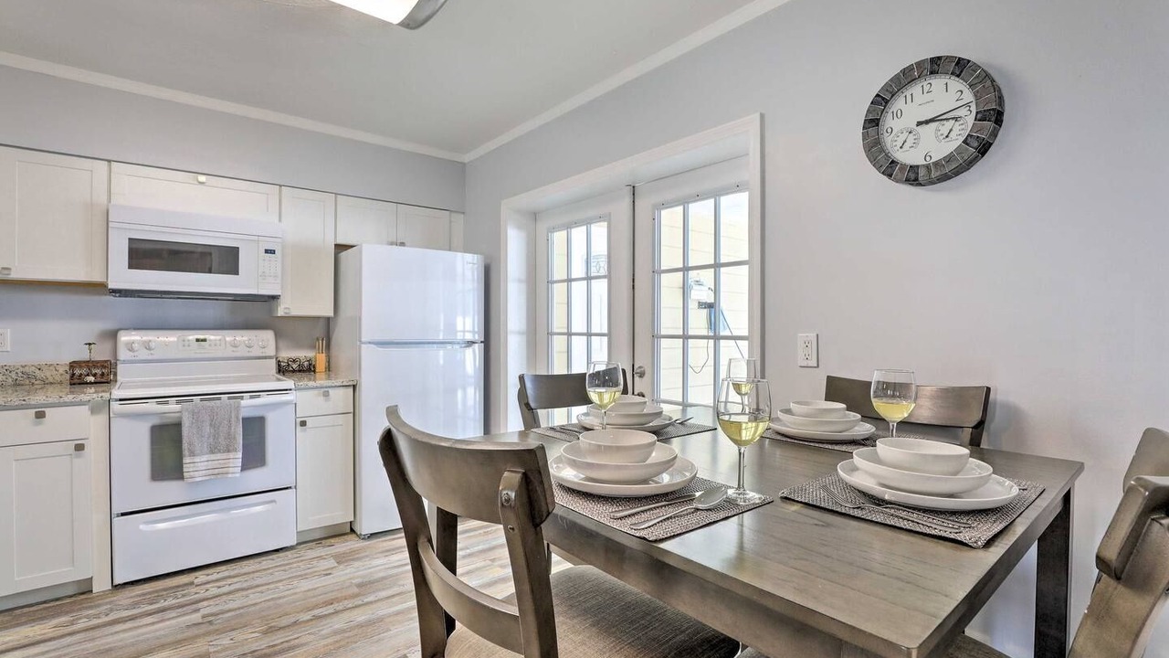 Photo of Kitchen in Bayshore Gardens