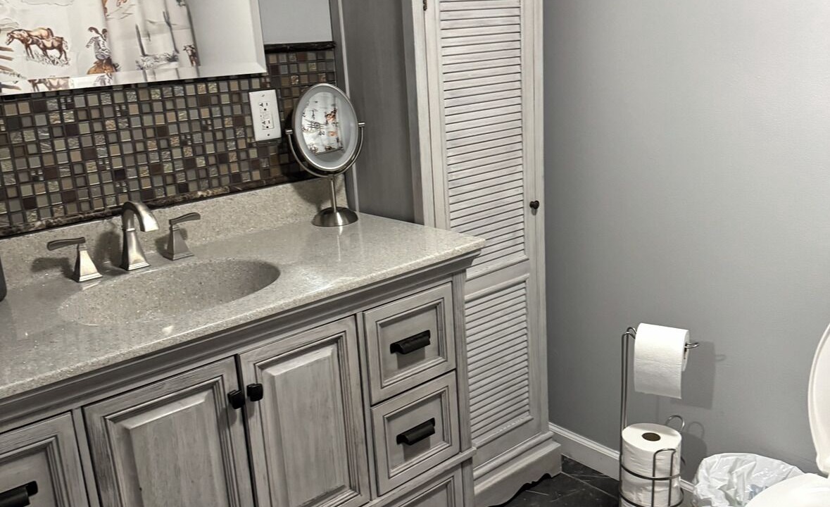 Photo of Bathroom in Kearney County