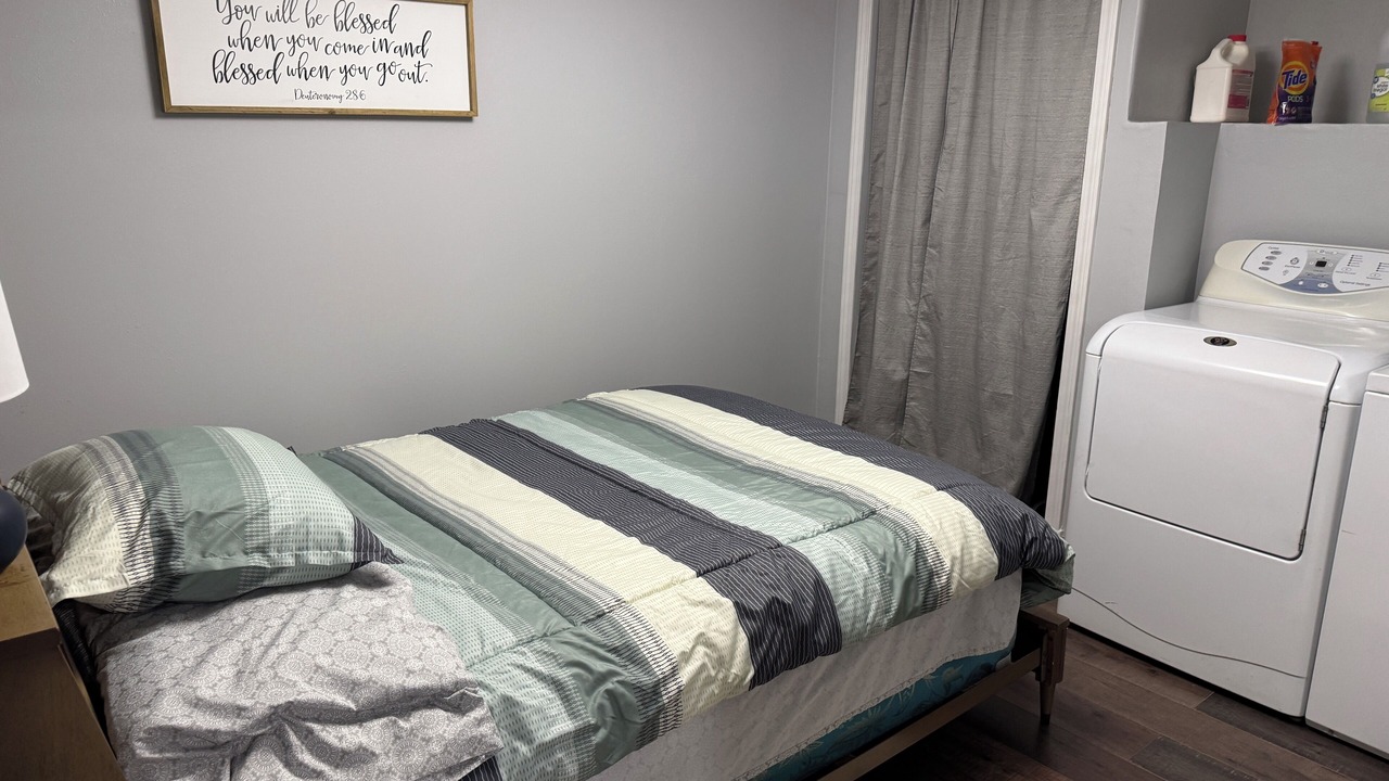 Photo of Bedroom in Kearney County