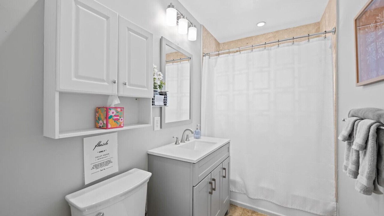 Photo of Bathroom in Wilton Manors