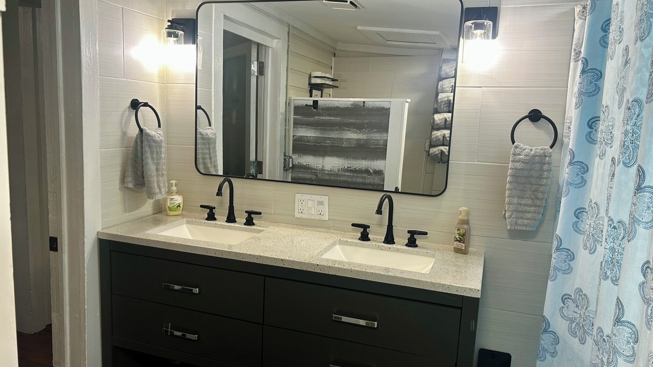Photo of Bathroom in Historic District