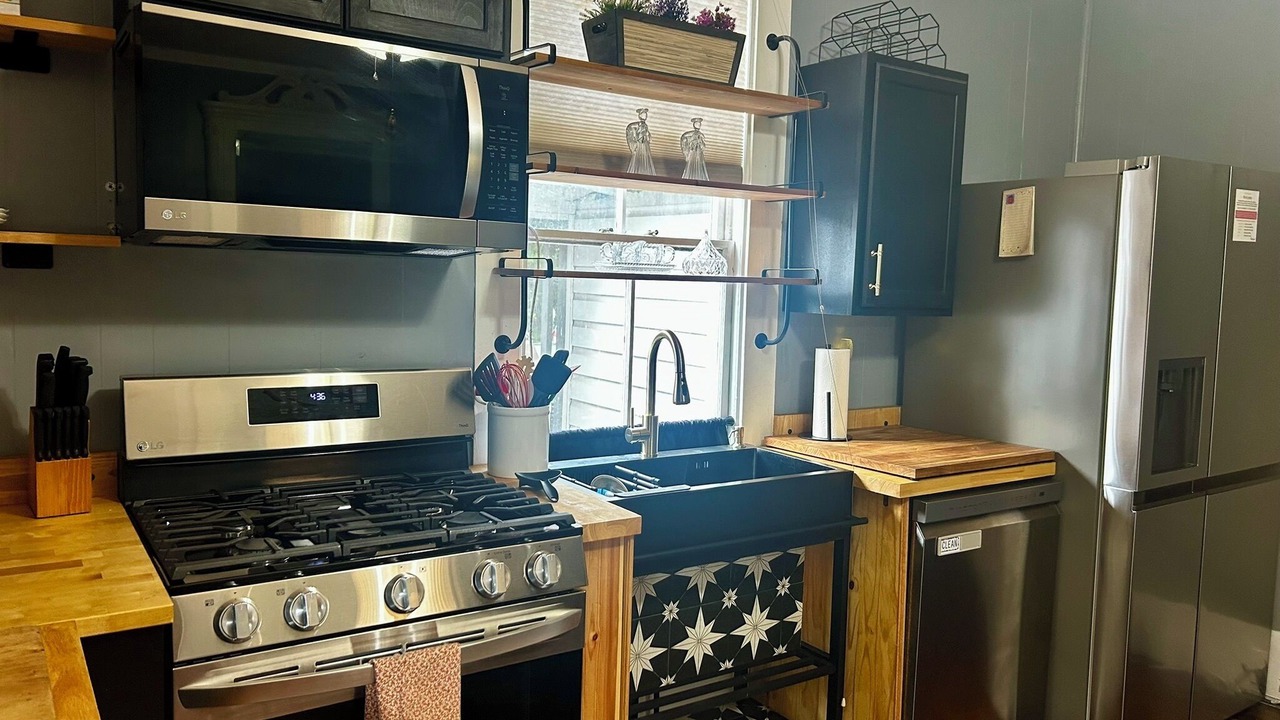 Photo of Kitchen in Historic District