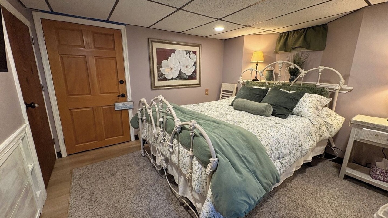 Photo of Bedroom in Adamstown