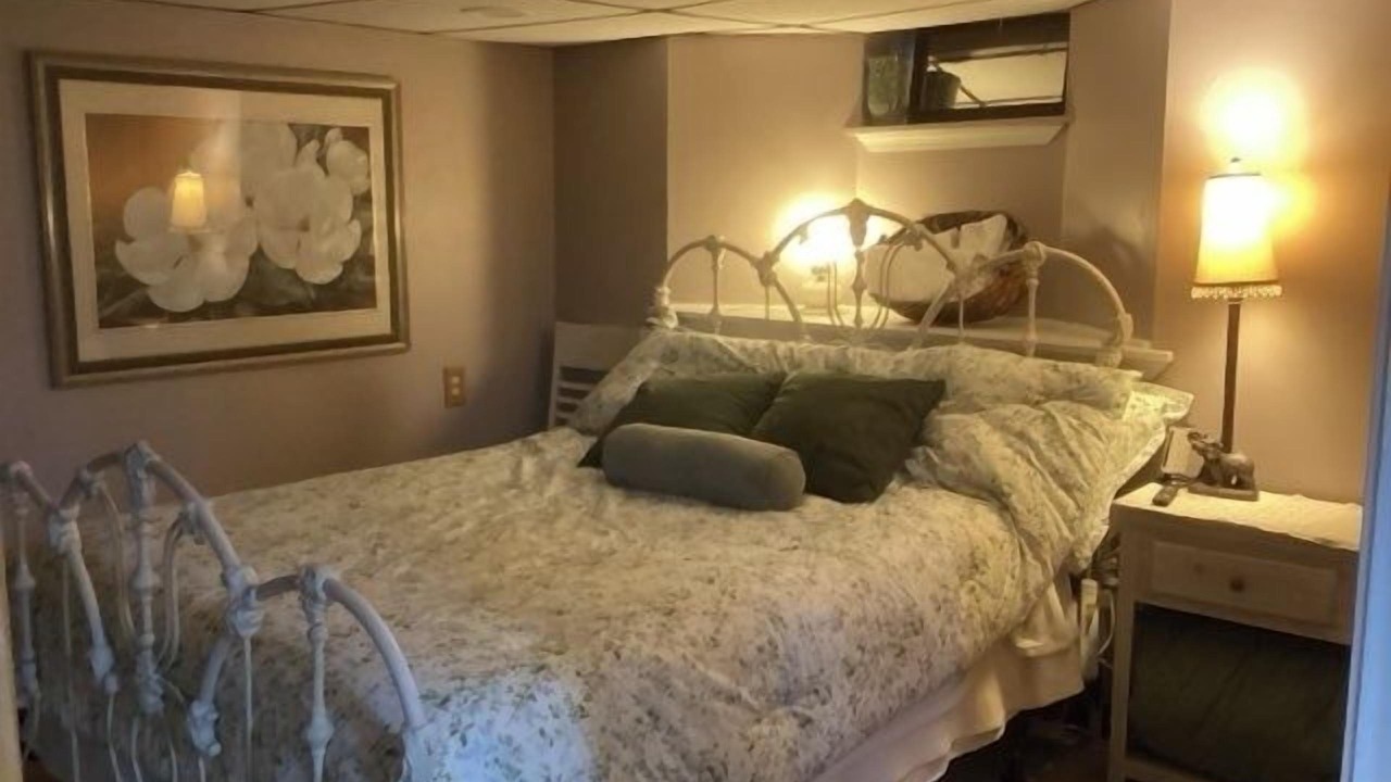 Photo of Bedroom in Adamstown