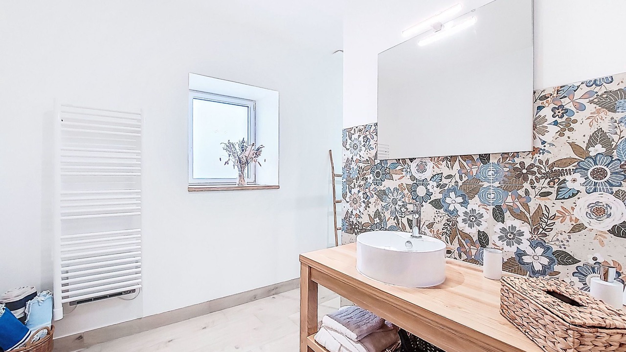 Photo of Bathroom in Geay