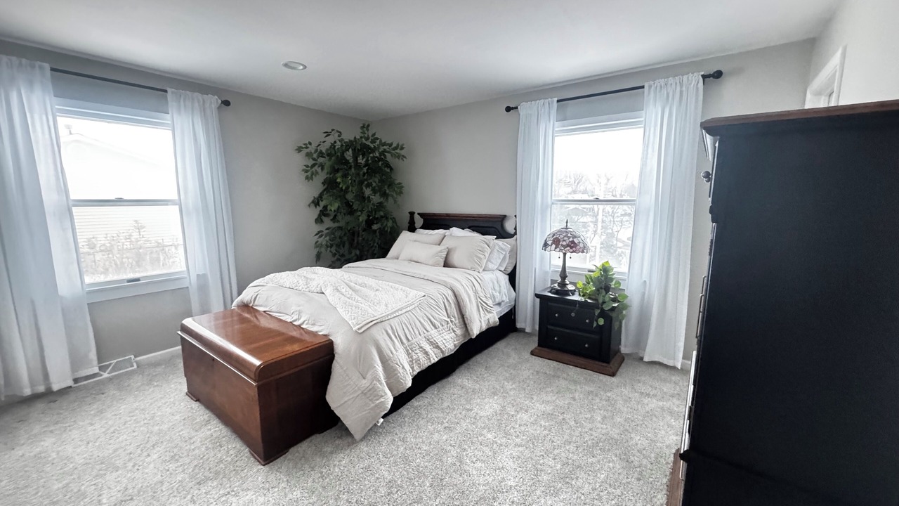 Photo of Bedroom in Scott County
