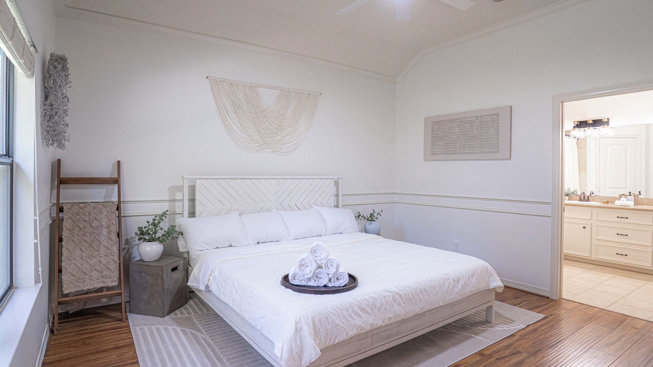 Photo of Bedroom in April Sound