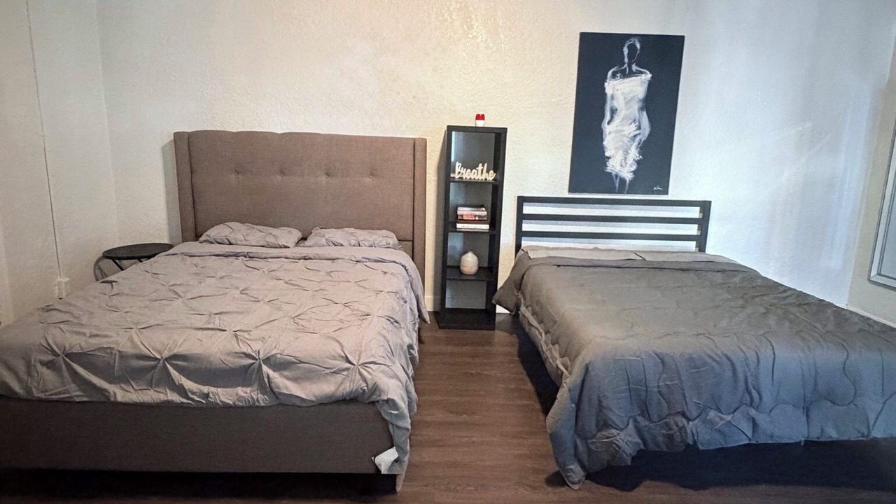 Photo of Bedroom in Huntington Park