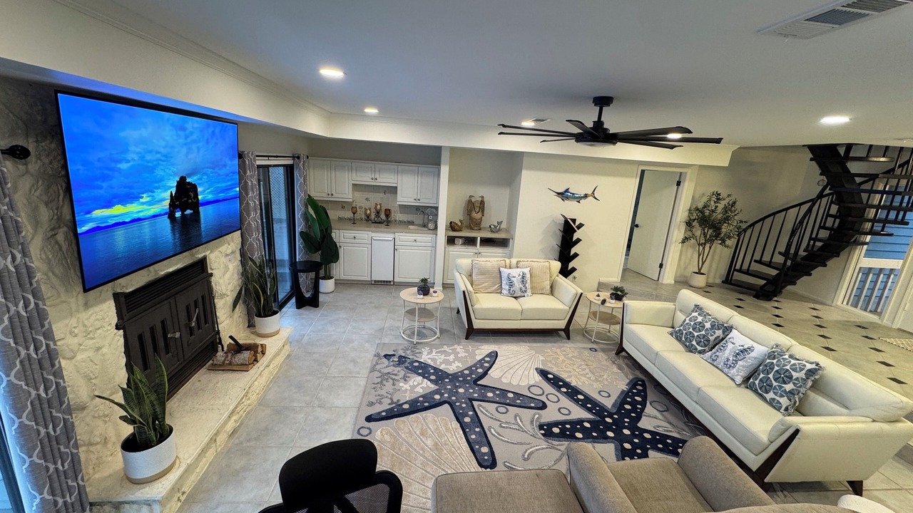 Photo of Livingroom in Hollyford