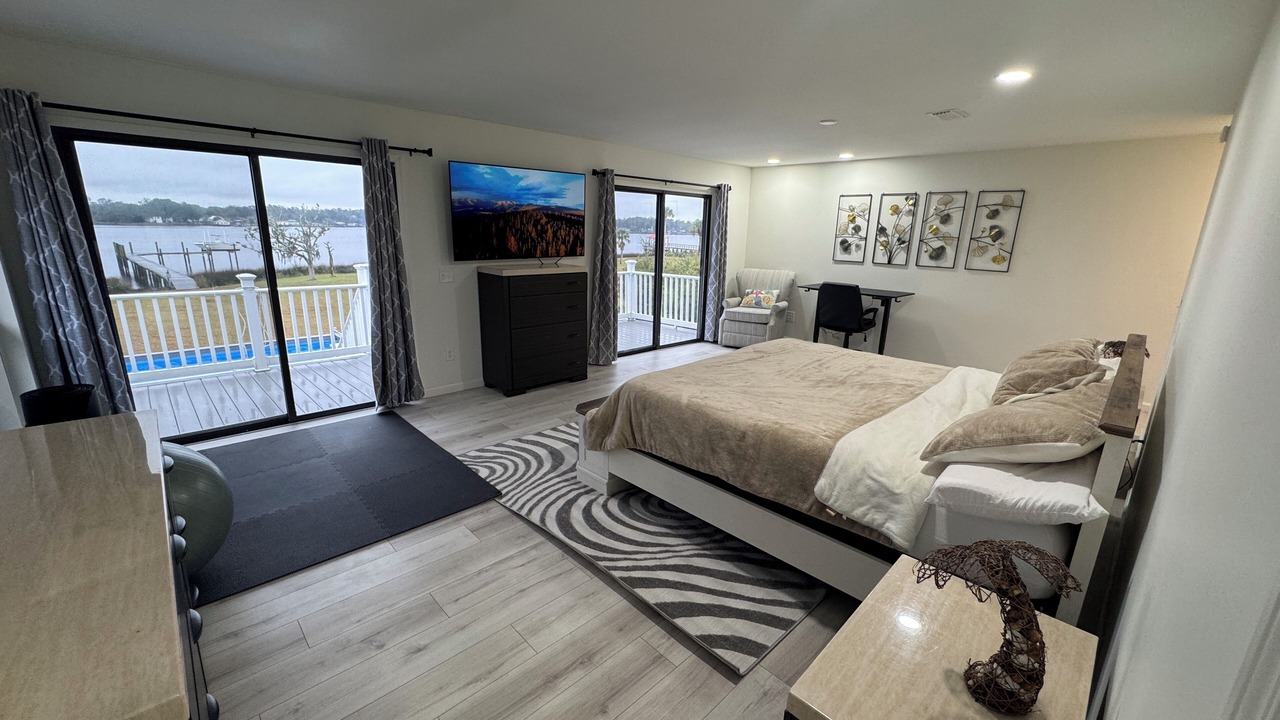 Photo of Bedroom in Hollyford