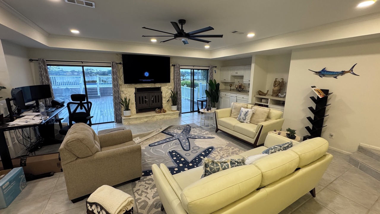 Photo of Livingroom in Hollyford