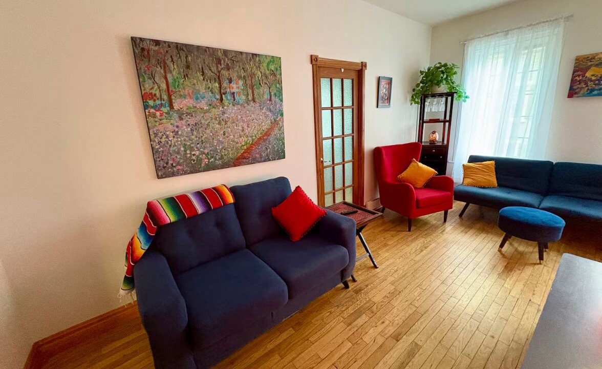 Photo of Livingroom in Montcalm