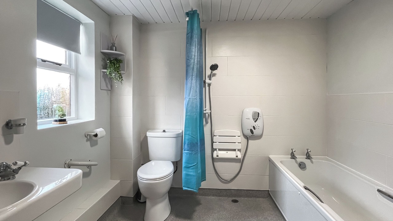 Photo of Bathroom in Ruswarp