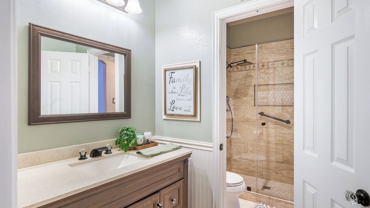 Photo of Bathroom in Grand Prairie