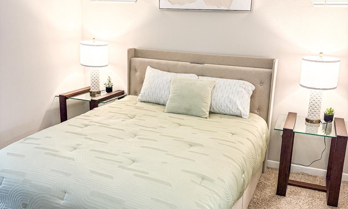 Photo of Bedroom in Alden Bridge