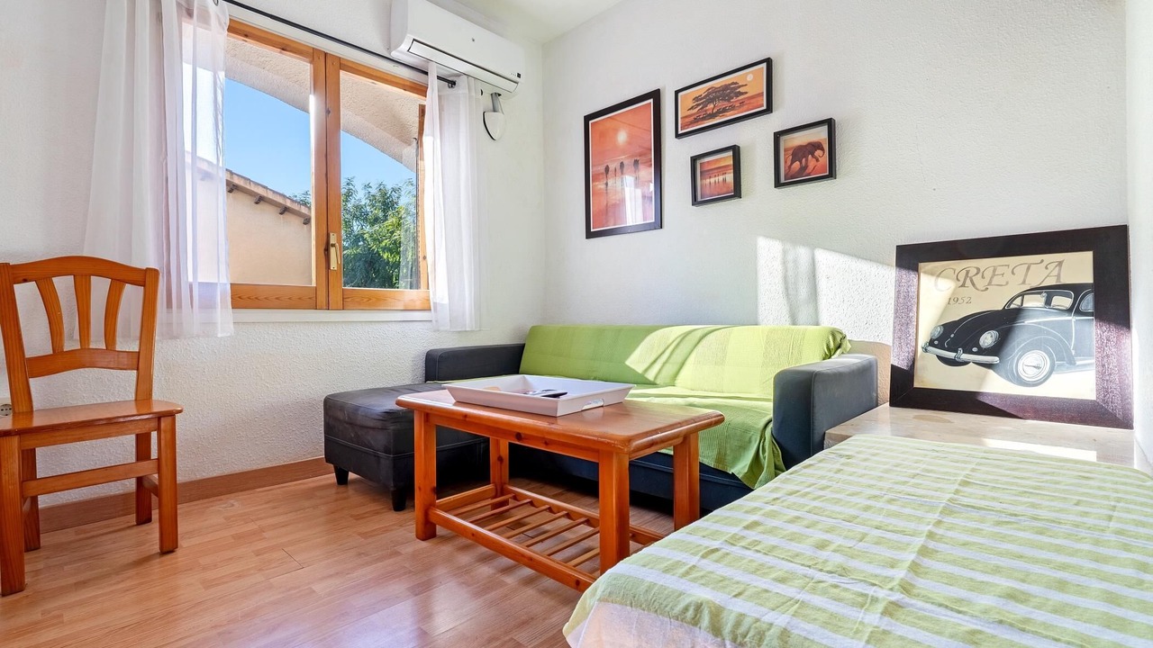 Photo of Livingroom in El Roc de Sant Gaieta