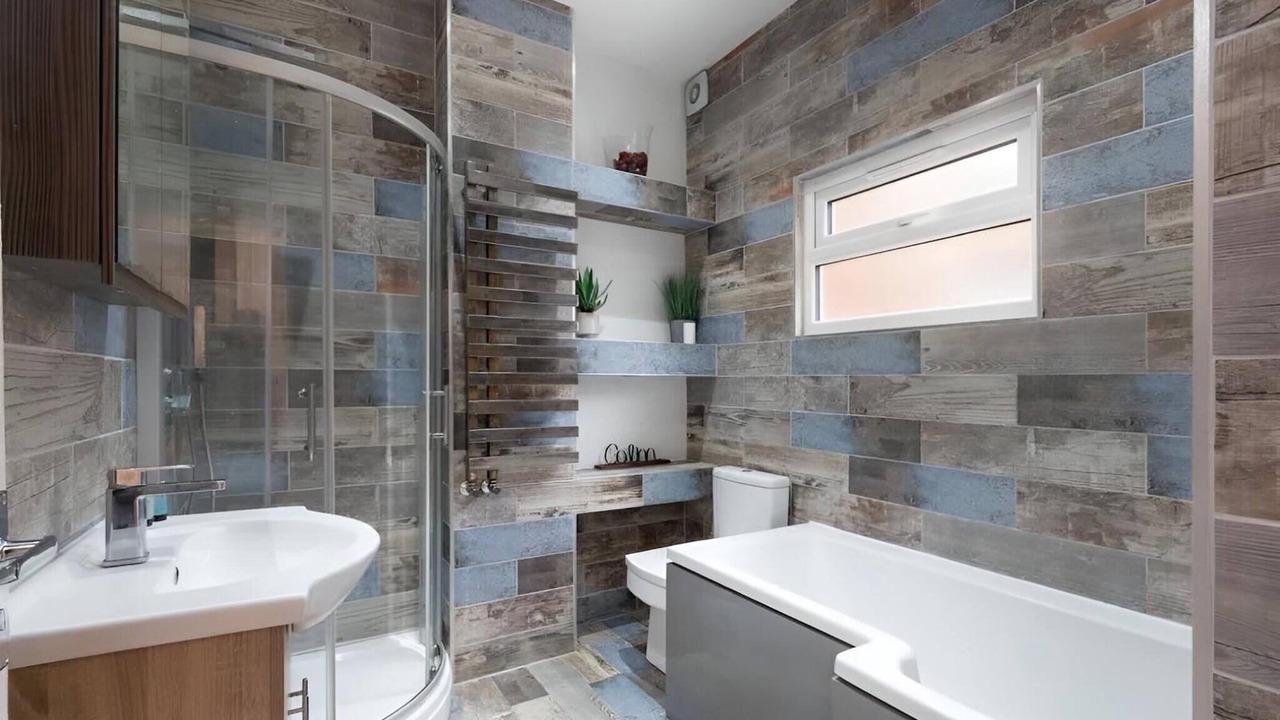 Photo of Bathroom in Woodside