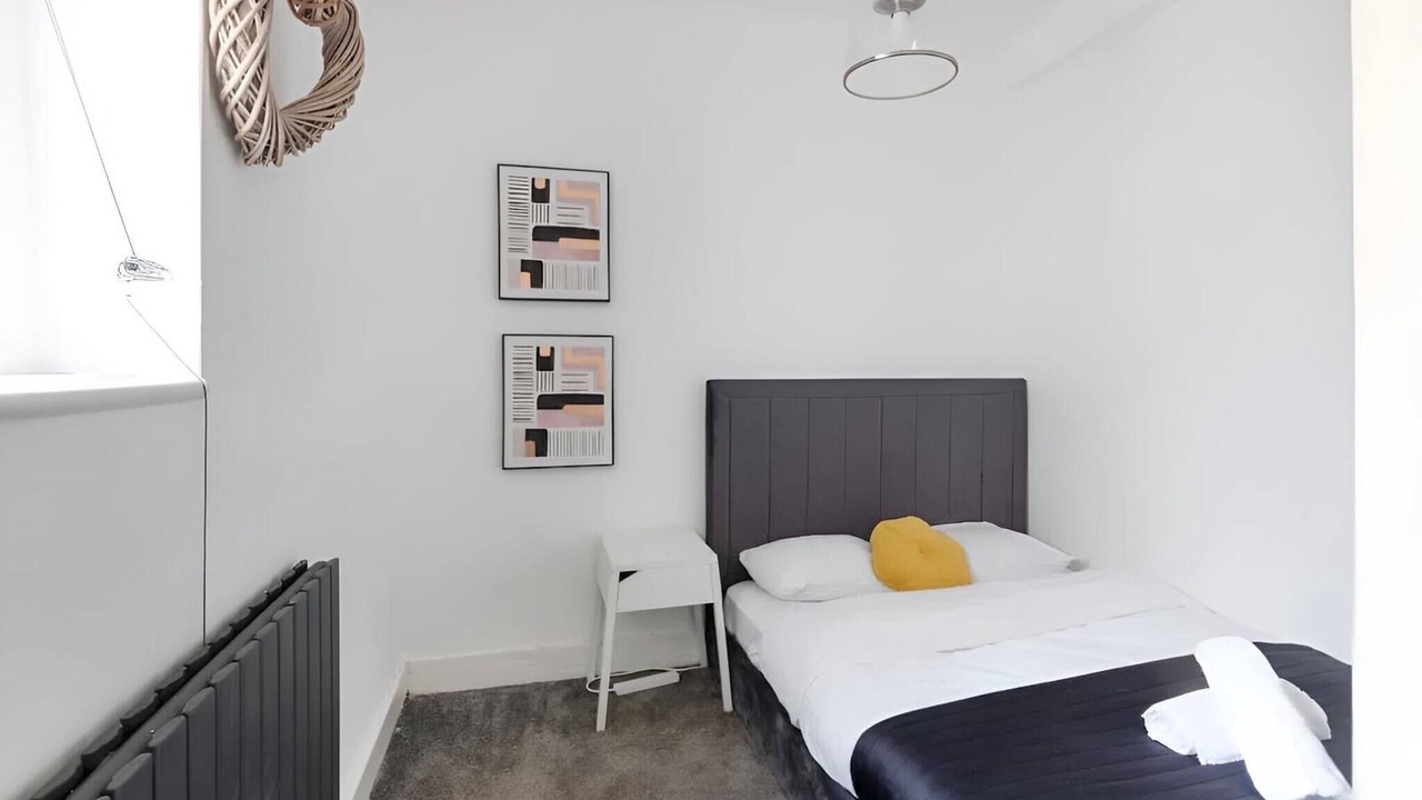 Photo of Bedroom in Woodside