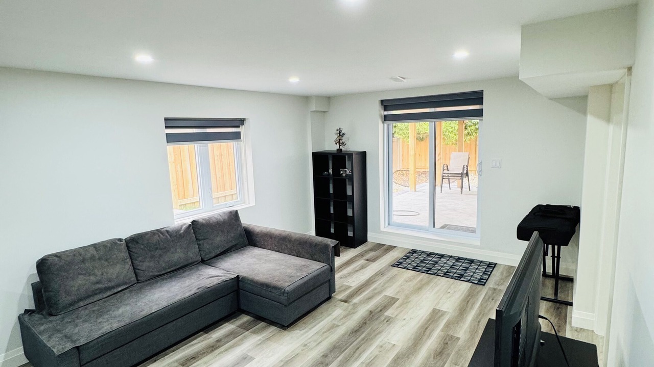 Photo of Livingroom in Township of Woolwich