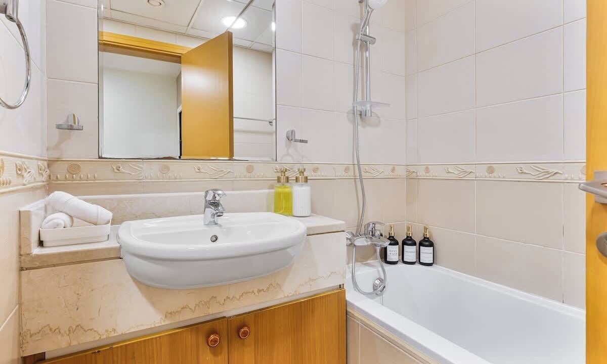 Photo of Bathroom in Jumeirah Lake Towers
