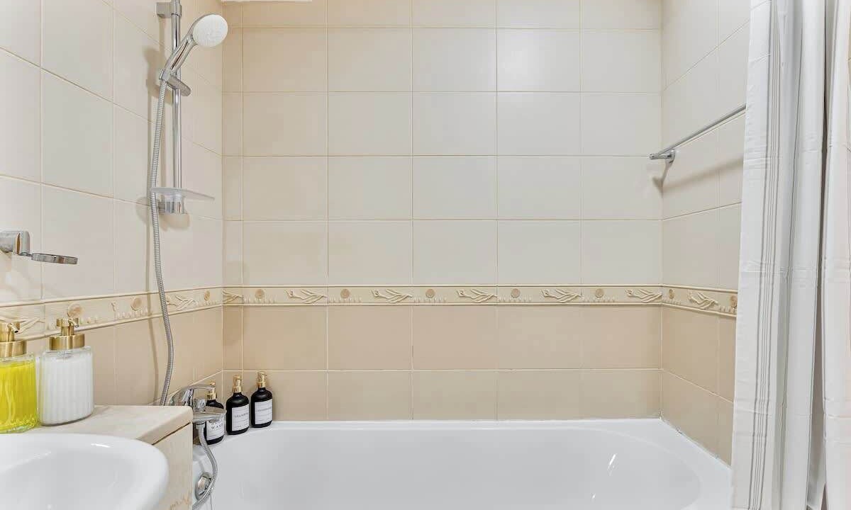 Photo of Bathroom in Jumeirah Lake Towers