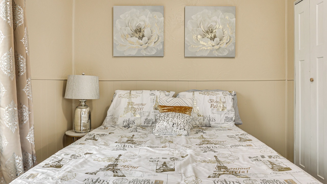 Photo of Bedroom in East Ridge