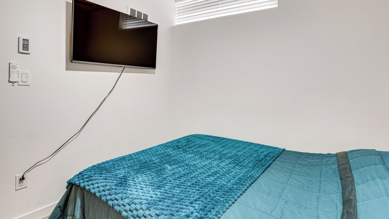 Photo of Bedroom in Squire Park