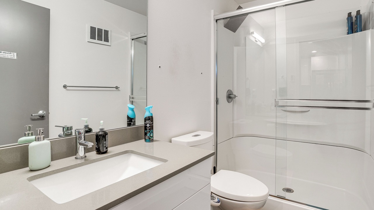 Photo of Bathroom in Squire Park