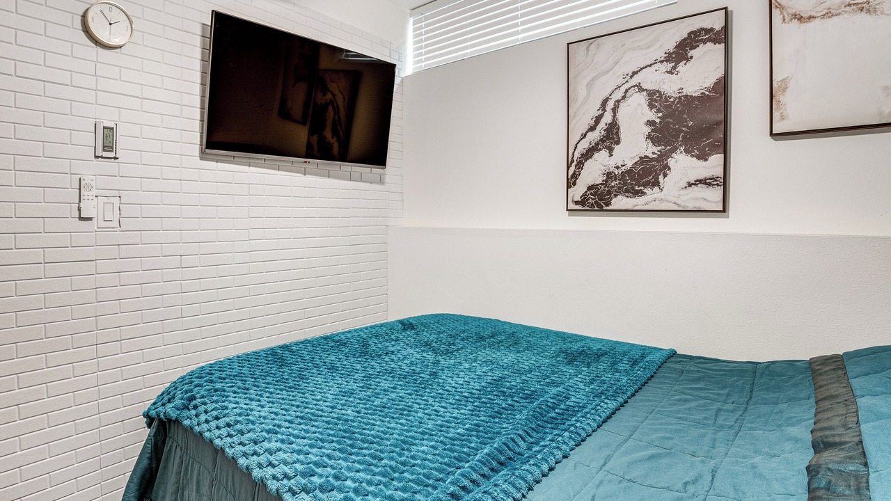 Photo of Bedroom in Squire Park