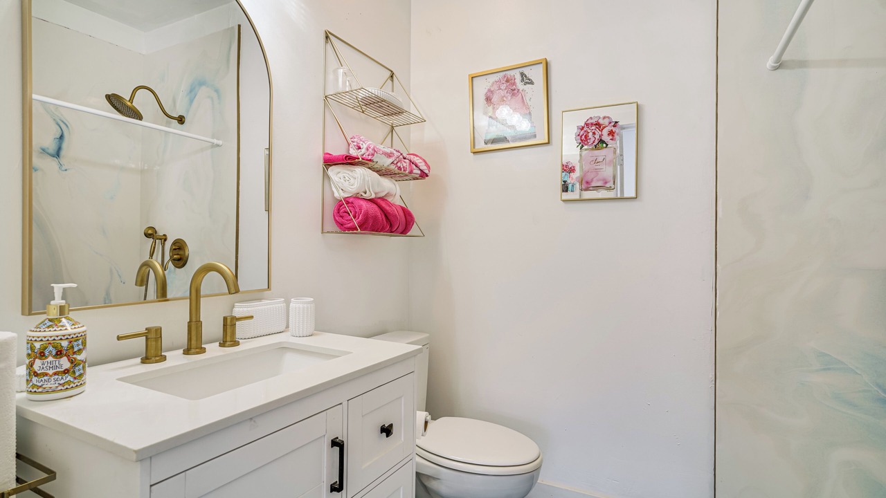 Photo of Bathroom in Jennings