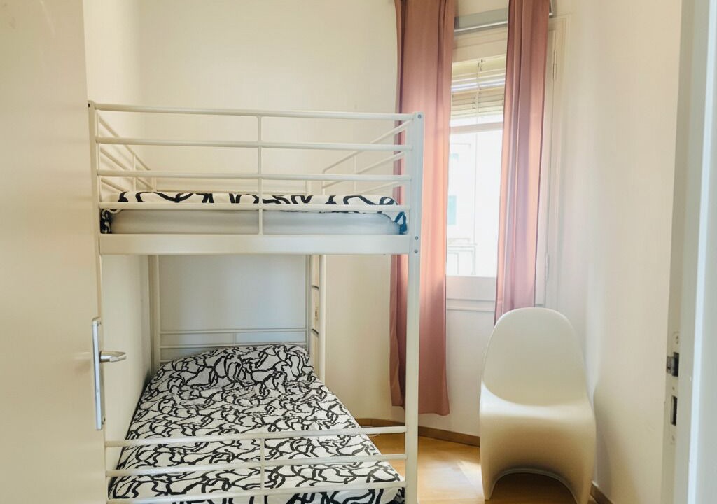 Photo of Bedroom in Sants