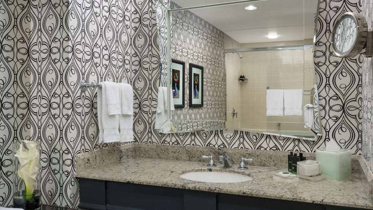 Photo of Bathroom in Theater District