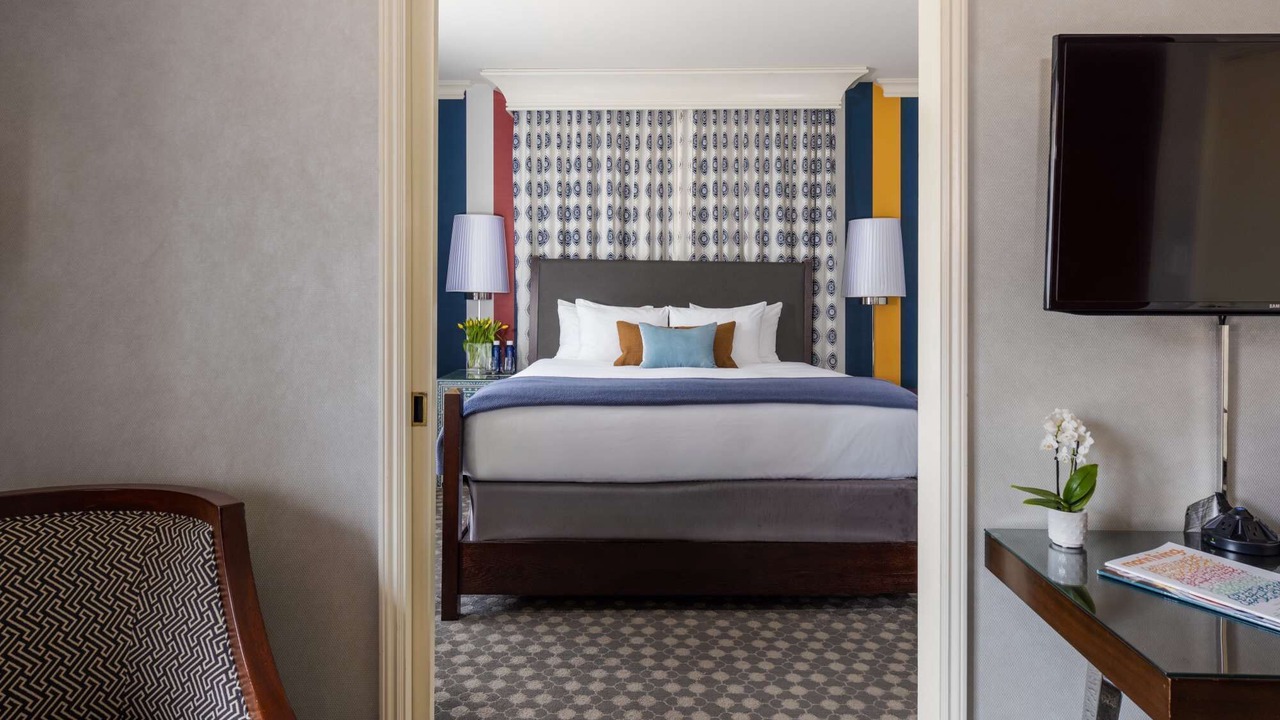 Photo of Others in Theater District