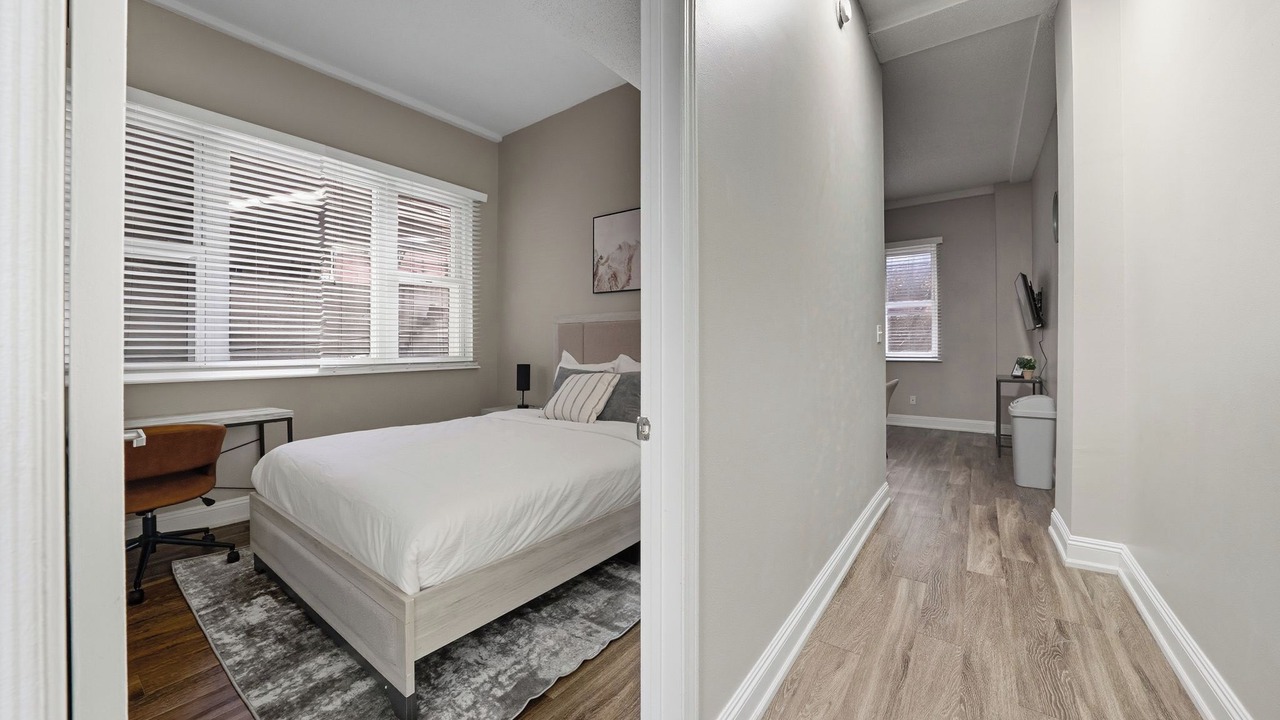 Photo of Bedroom in Downtown