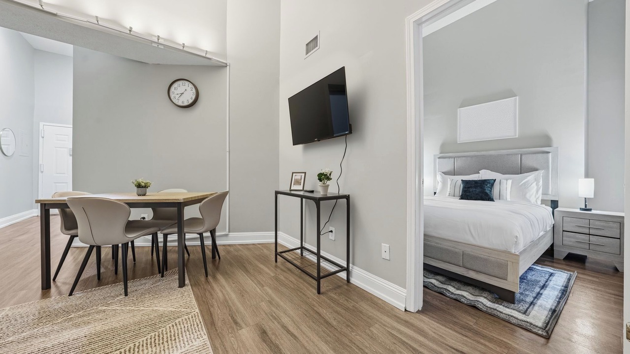 Photo of Bedroom in Downtown