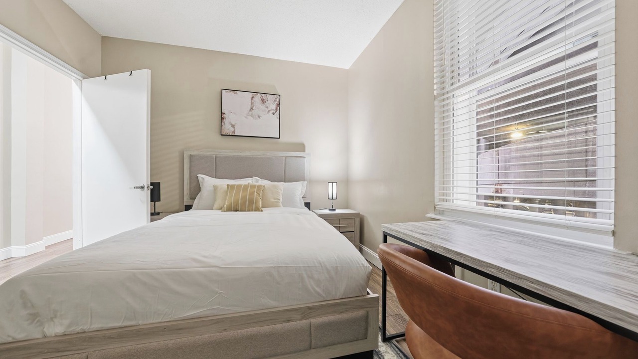 Photo of Bedroom in Downtown
