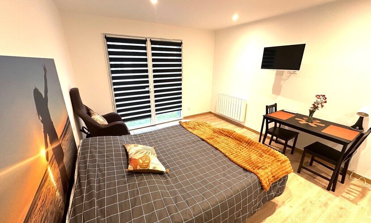 Photo of Bedroom in Plouedern