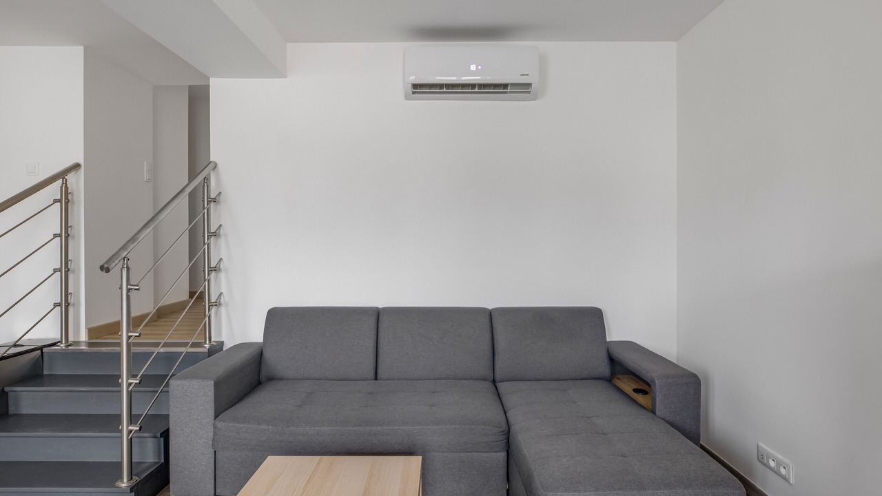 Photo of Livingroom in Brain-sur-Allonnes