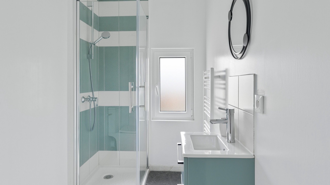 Photo of Bathroom in Brain-sur-Allonnes