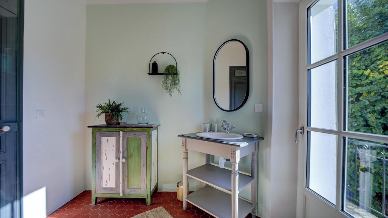 Photo of Bathroom in Estoublon
