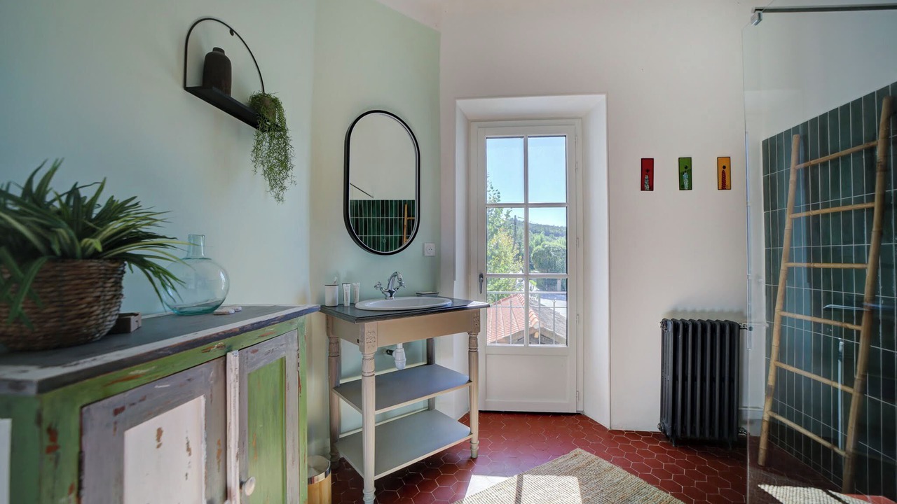 Photo of Bathroom in Estoublon