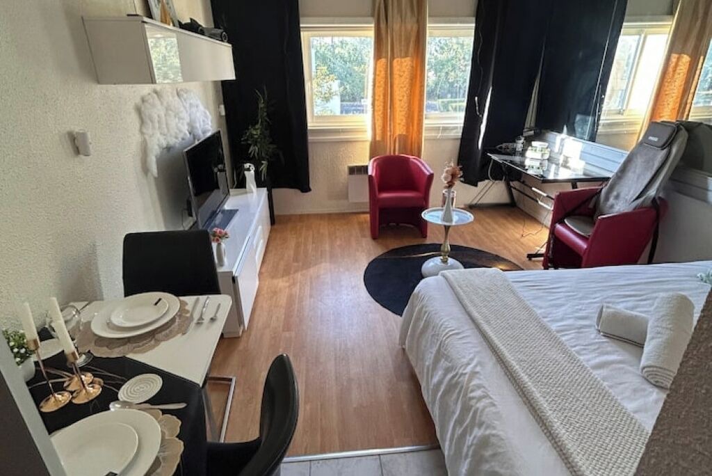 Photo of Bedroom in Carquefou