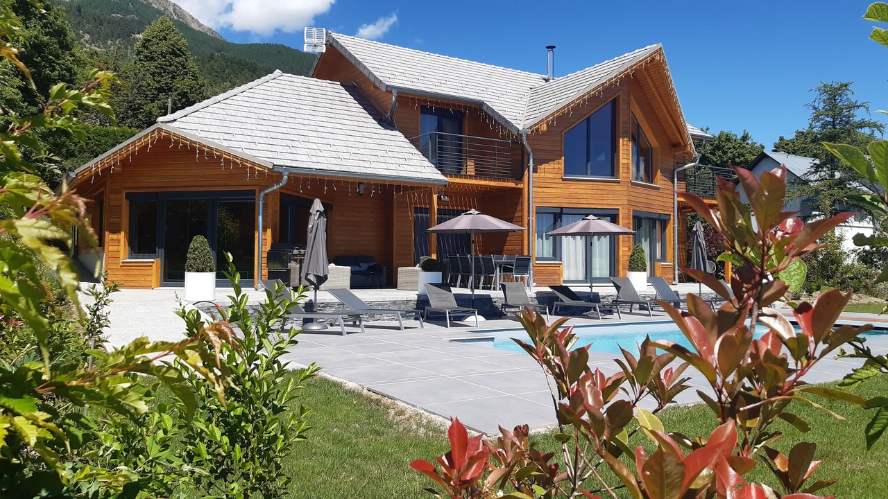 Photo of Outdoor in Puy-Saint-Eusebe