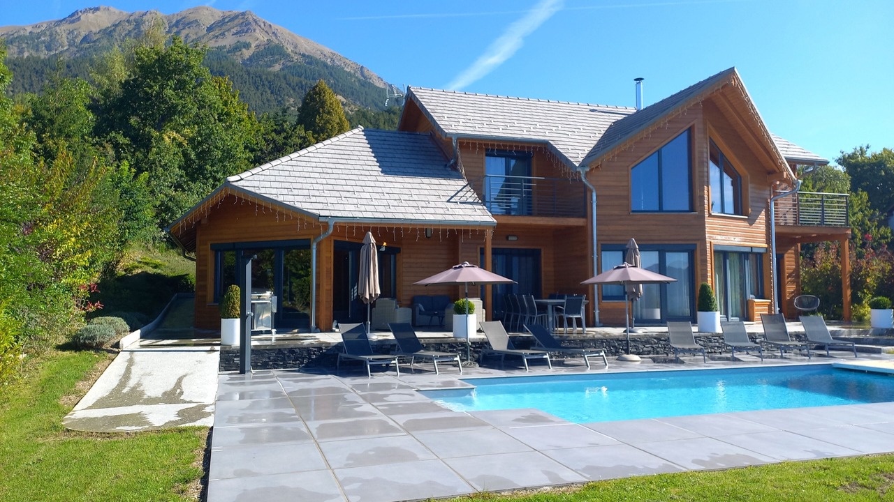 Photo of Outdoor in Puy-Saint-Eusebe