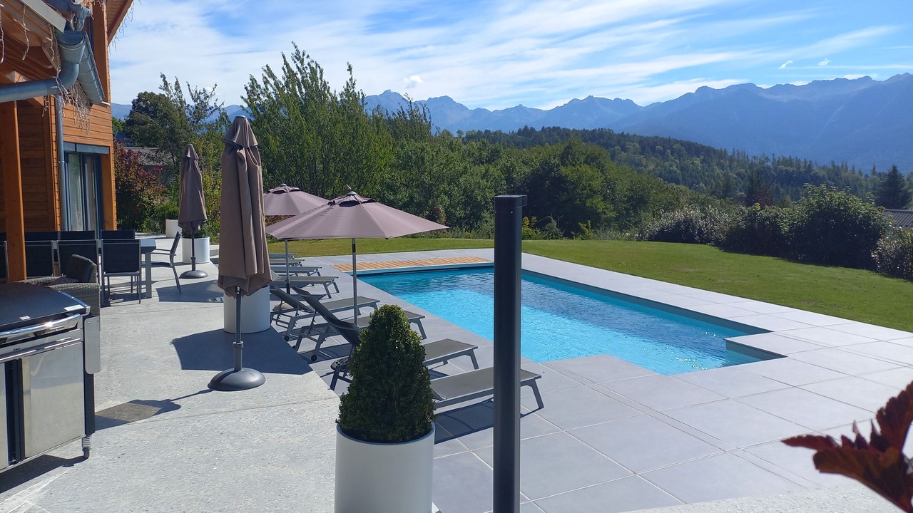 Photo of Outdoor in Puy-Saint-Eusebe